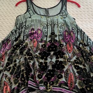 Floral Patterned Kids Top